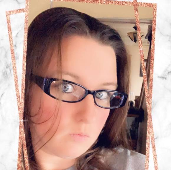 Meet your Posher, Jessica - Picture 1 of 1